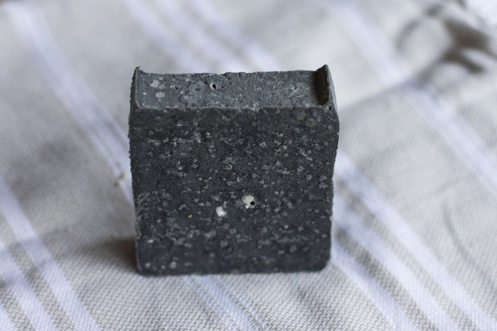 No Tox Life Detoxifying Charcoal Cleansing Bar