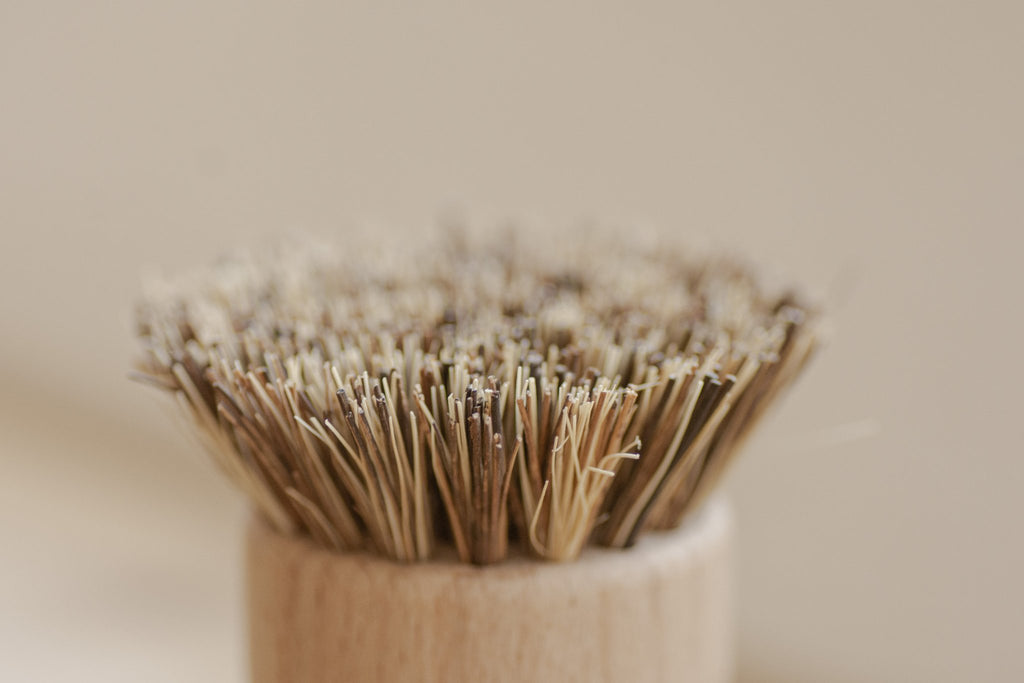 No Tox Life Pot Scrubber | White Teakwood & Plant Fiber