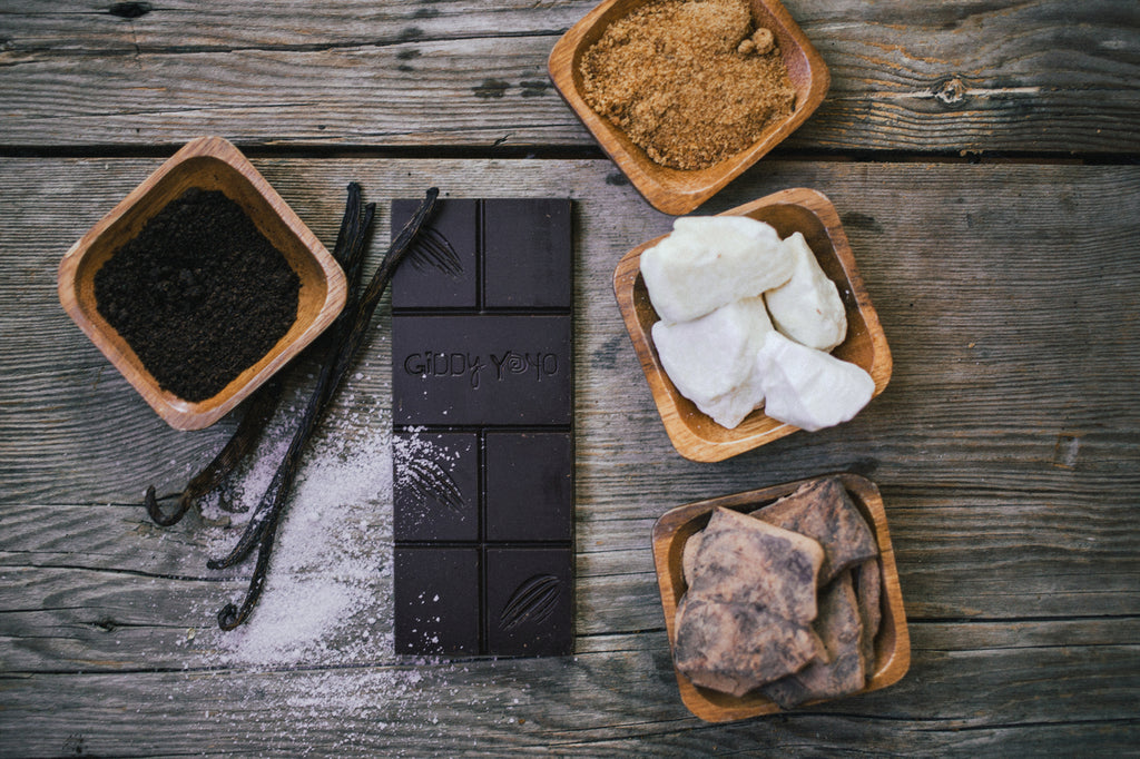Giddy Yoyo Vanilla Salt 82% Dark Chocolate Bar - 62g